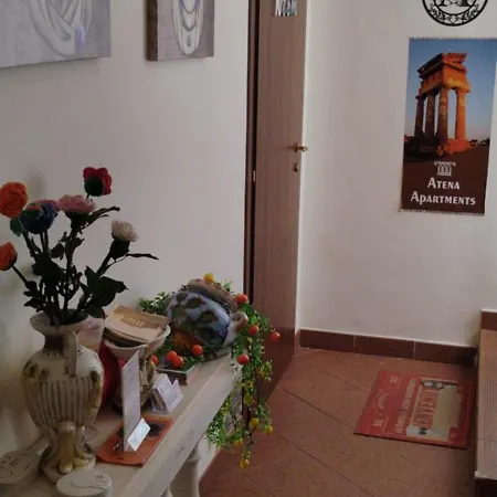 Atena Centro Διαμέρισμα *